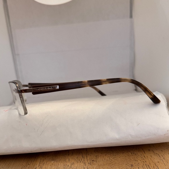 Prada eyeglasses - Picture 4 of 4